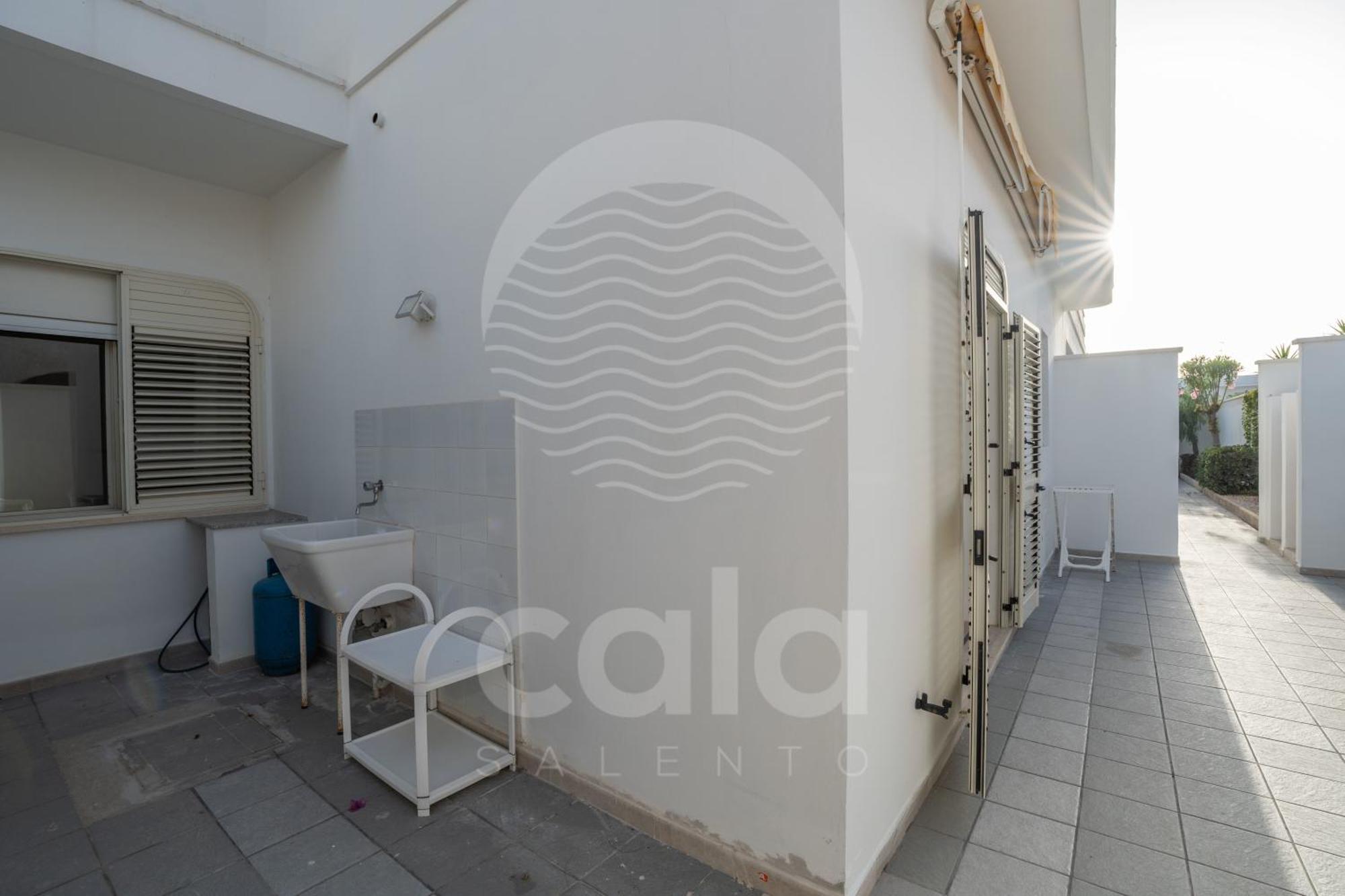 Villa Waterfront By Cala Salento Porto Cesareo Exterior foto
